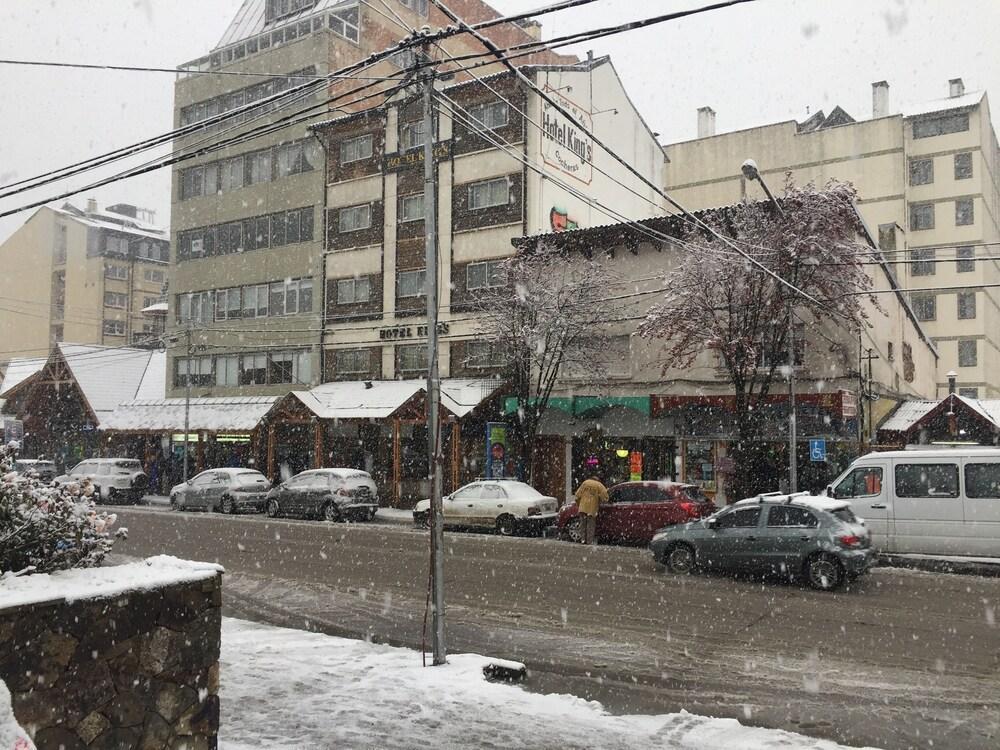 King'S Hotel Bariloche Bagian luar foto